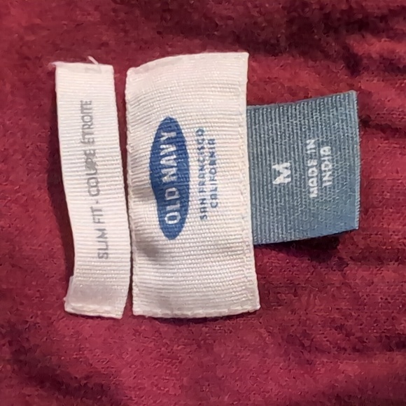 Old Navy Men's Button Down Shirt - Picture 3 of 5